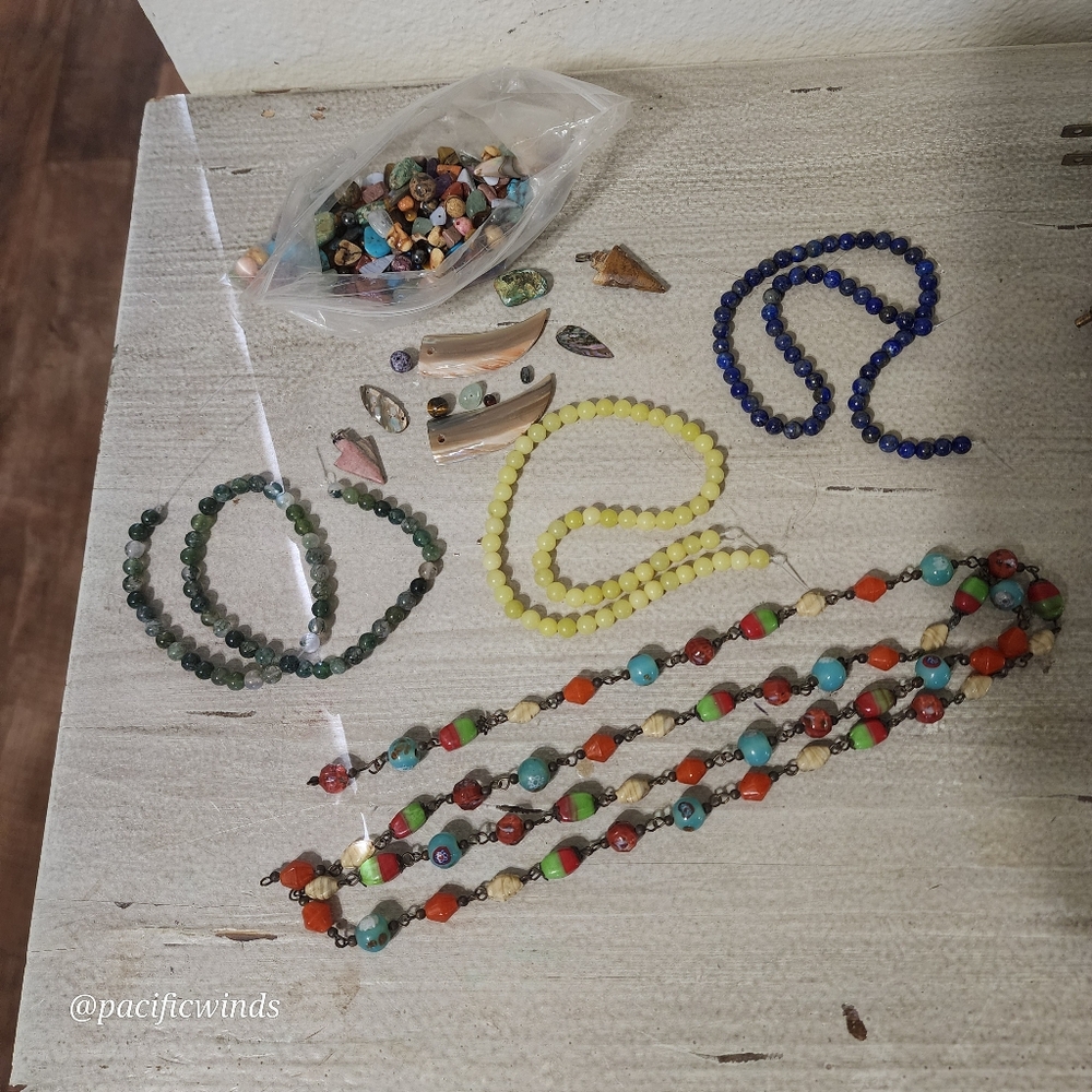 100+ PIECE JEWELRY MAKING SUPPLIES.  ☆ - Picture 3 of 8